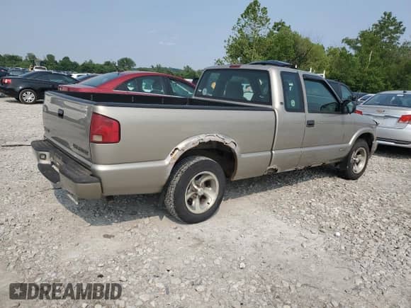 1999 Chevrolet S-10 LS с VIN 1GCCS19X7X8195085, выставлен на аукционе Copart как лот 60040735 с пробегом 167 187 миль миль и Чистый • Clean title. История ставок и продаж доступна на DreamBid. Изображение 3.