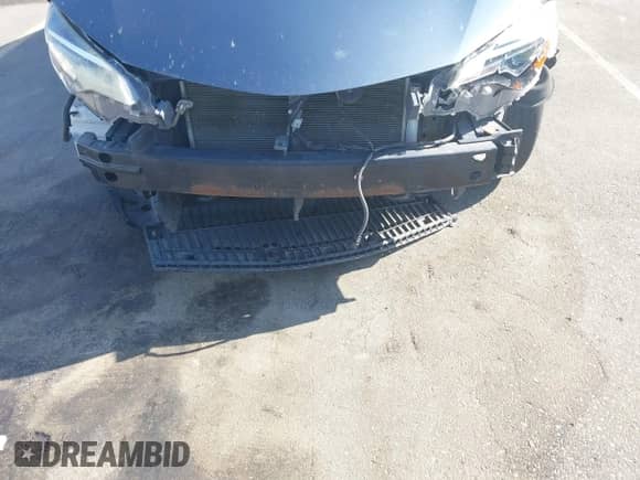 2019 Toyota Corolla L с VIN 2T1BURHE5KC136229, выставлен на аукционе IAAI как лот 43274335 с пробегом 204 997 миль миль и . История ставок и продаж доступна на DreamBid. Изображение 19.