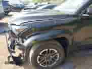 2024 Toyota Tacoma SR5 z VIN 3TMLB5JNXRM054348, wystawiony jako IAAI lot #42437739 z przebiegiem 11 274 mil mil oraz . Historia ofert i sprzedaży dostępna na DreamBid. Obrazek 6.