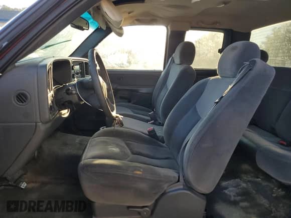 2003 GMC Sierra 1500 SLE с VIN 2GTEC19T431312783, выставлен на аукционе Copart как лот 82049465 с пробегом 332 382 миль миль и Списание • Salvage title. История ставок и продаж доступна на DreamBid. Изображение 7.
