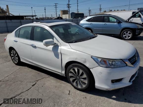 2015 Honda Accord Touring z VIN 1HGCR6F72FA008180, wystawiony jako Copart lot #70205785 z przebiegiem 51 056 mil mil oraz Szkoda całkowita • Salvage title. Historia ofert i sprzedaży dostępna na DreamBid. Obrazek 4.