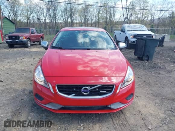 2012 Volvo S60 T6 с VIN YV1902FH9C2127803, выставлен на аукционе IAAI как лот 42084082 с пробегом 224 781 миль миль и . История ставок и продаж доступна на DreamBid. Изображение 13.