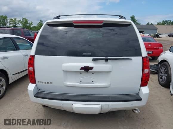 2013 Chevrolet Tahoe LT z VIN 1GNSKBE06DR112219, wystawiony jako IAAI lot #42780846 z przebiegiem 130 605 mil mil oraz . Historia ofert i sprzedaży dostępna na DreamBid. Obrazek 16.