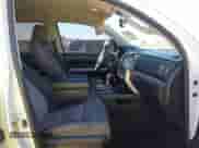 2014 Toyota Tundra SR5 z VIN 5TFEY5F13EX171285, wystawiony jako IAAI lot #43399911 z przebiegiem 133 145 mil mil oraz . Historia ofert i sprzedaży dostępna na DreamBid. Obrazek 5.