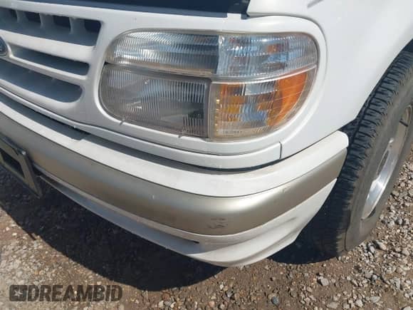 1998 Ford Explorer XLT с VIN 1FMZU35P7WZA90878, выставлен на аукционе IAAI как лот 43259773 с пробегом 102 325 миль миль и . История ставок и продаж доступна на DreamBid. Изображение 6.