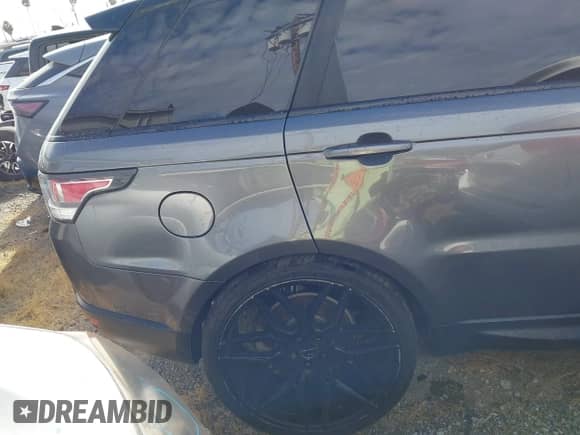 2014 Land Rover Range Rover Sport HSE with VIN SALWR2WF5EA392362, listed as a IAAI auction lot 43121772 with 142,052 mi miles and . Bid and sale history available at DreamBid. Image 13.