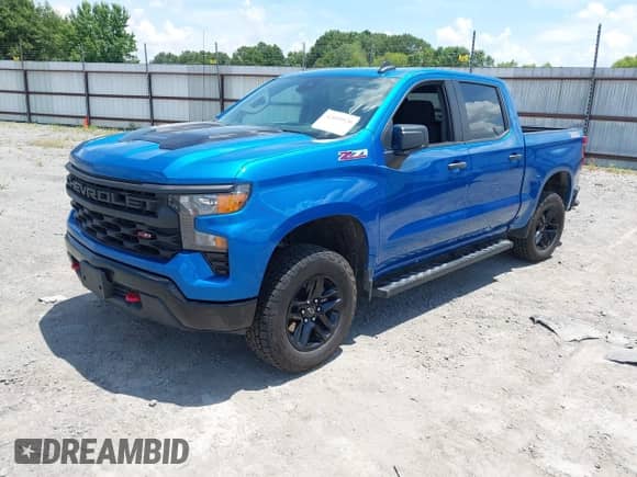 2022 Chevrolet Silverado 1500 Custom Trail Boss с VIN 3GCPDCEK2NG628420, выставлен на аукционе IAAI как лот 42605520 с пробегом 77 007 миль миль и . История ставок и продаж доступна на DreamBid. Изображение 2.