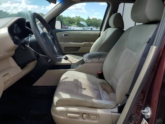 2010 Honda Pilot EX with VIN 5FNYF3H4XAB013755, listed as a Copart auction lot 82045195 with 233,996 mi miles and Salvage title. Bid and sale history available at DreamBid. Image 7.