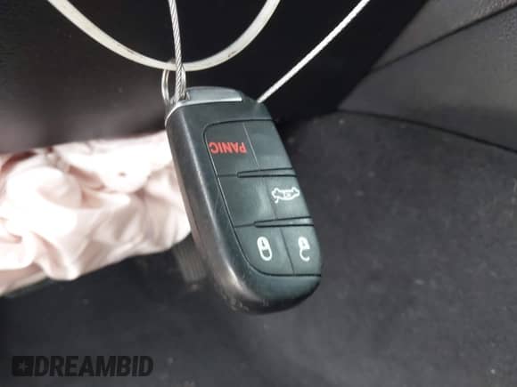 2022 Chrysler 300 Touring z VIN 2C3CCAAG7NH147090, wystawiony jako IAAI lot #43114204 z przebiegiem 66 291 mil mil oraz . Historia ofert i sprzedaży dostępna na DreamBid. Obrazek 11.