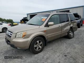 2006 Honda Pilot EX-L with VIN 5FNYF18786B001819, listed as a Copart auction lot 84269155 with 211,278 mi miles and Salvage title. Bid and sale history available at DreamBid. Image 1.