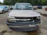 2005 Chevrolet Suburban LS с VIN 3GNEC16Z55G286463, выставлен на аукционе Copart как лот 61260555 с пробегом 255 049 миль миль и Списание • Salvage title. История ставок и продаж доступна на DreamBid. Изображение 5.