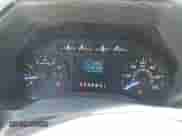 2018 Ford F-150 XL z VIN 1FTMF1CB7JKE60751, wystawiony jako IAAI lot #42926472 z przebiegiem 33 231 mil mil oraz . Historia ofert i sprzedaży dostępna na DreamBid. Obrazek 7.