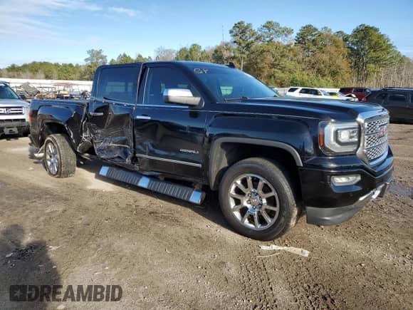 2017 GMC Sierra 1500 Denali with VIN 3GTP1PEC4HG324244, listed as a Copart auction lot 86371184 with 149,553 mi miles and Salvage title. Bid and sale history available at DreamBid. Image 4.
