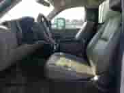 2013 Chevrolet Silverado 1500 Work Truck z VIN 1GCNCPEX1DZ269279, wystawiony jako Copart lot #52378315 z przebiegiem 115 243 mil mil oraz Czysty tytuł • Clean title. Historia ofert i sprzedaży dostępna na DreamBid. Obrazek 7.