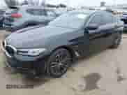 2023 BMW 5 Series 530e с VIN WBA13AG03PCM05556, выставлен на аукционе IAAI как лот 42110818 с пробегом 30 197 миль миль и . История ставок и продаж доступна на DreamBid. Изображение 2.