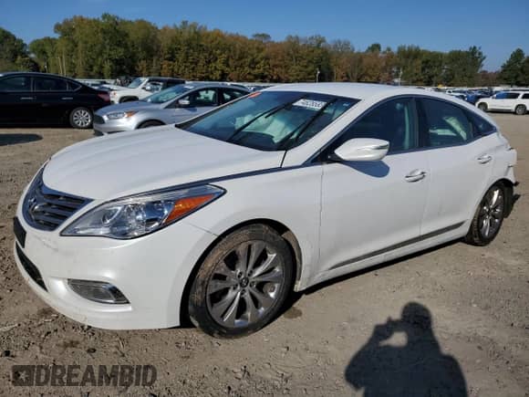 2012 Hyundai Azera with VIN KMHFG4JG2CA128159, listed as a Copart auction lot 74628583 with Not provided miles and Salvage title. Bid and sale history available at DreamBid. Image 1.
