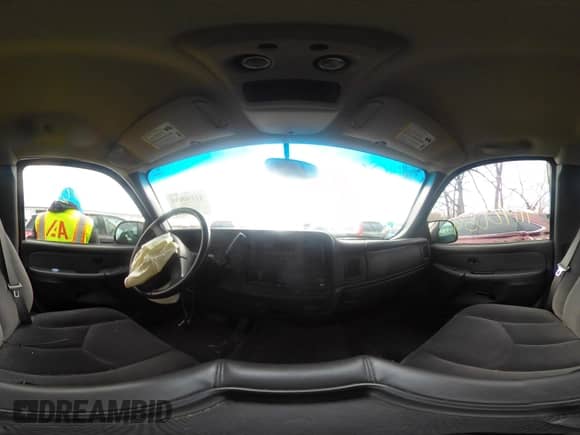 2003 GMC Sierra 1500 SLE с VIN 1GTEK19T53E241692, выставлен на аукционе IAAI как лот 41140059 с пробегом 106 472 миль миль и . История ставок и продаж доступна на DreamBid. Изображение 18.