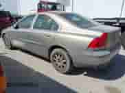 2001 Volvo S60 с VIN YV1RS61RX12066606, выставлен на аукционе IAAI как лот 41801626 с пробегом 161 504 миль миль и . История ставок и продаж доступна на DreamBid. Изображение 3.