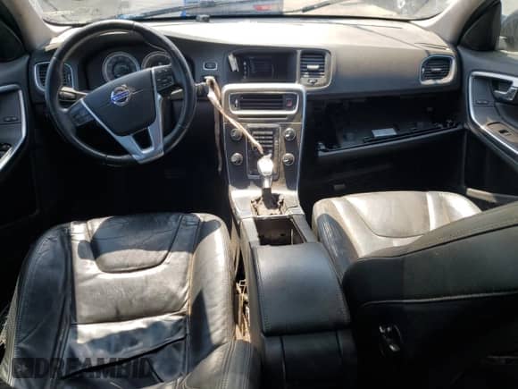 2013 Volvo S60 T5 с VIN YV1612FH7D2189850, выставлен на аукционе Copart как лот 60133215 с пробегом 117 396 миль миль и Списание • Salvage title. История ставок и продаж доступна на DreamBid. Изображение 8.