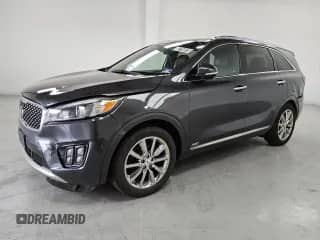 2017 Kia Sorento SXL z VIN 5XYPKDA55HG314288, wystawiony jako Copart lot #62714975 z przebiegiem 129 780 mil mil oraz Czysty tytuł • Clean title. Historia ofert i sprzedaży dostępna na DreamBid. Obrazek 1.