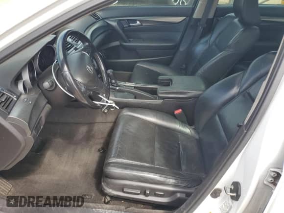 2012 Acura TL Technology с VIN 19UUA8F5XCA003097, выставлен на аукционе Copart как лот 70000445 с пробегом 181 240 миль миль и Списание • Salvage title. История ставок и продаж доступна на DreamBid. Изображение 7.