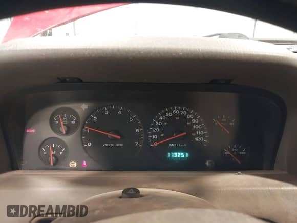 2000 Jeep Grand Cherokee Limited with VIN 1J4GW58N5YC136803, listed as a IAAI auction lot 43078929 with 113,251 mi miles and . Bid and sale history available at DreamBid. Image 7.