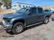 2006 Chevrolet Colorado 3LT z VIN 1GCDS136968290993, wystawiony jako Copart lot #65590635 z przebiegiem 201 791 mil mil oraz Szkoda całkowita • Salvage title. Historia ofert i sprzedaży dostępna na DreamBid. Obrazek 1.
