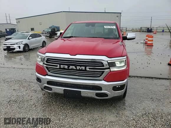 2022 Ram 1500 Laramie z VIN 1C6RREJT1NN271072, wystawiony jako Copart lot #64473675 z przebiegiem 109 502 mil mil oraz Szkoda całkowita • Salvage title. Historia ofert i sprzedaży dostępna na DreamBid. Obrazek 14.
