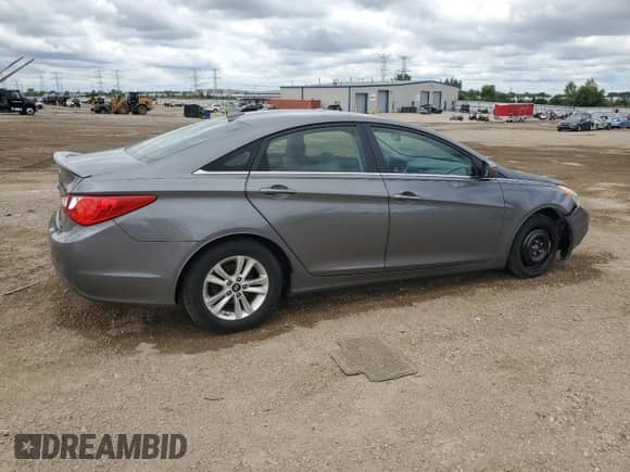 2013 Hyundai Sonata GLS with VIN 5NPEB4AC2DH647797, listed as a Copart auction lot 69464945 with 137,268 mi miles and Salvage title. Bid and sale history available at DreamBid. Image 3.