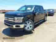 2018 Ford F-150 XL z VIN 1FTEW1EP8JFA92893, wystawiony jako IAAI lot #42305582 z przebiegiem 134 427 mil mil oraz . Historia ofert i sprzedaży dostępna na DreamBid. Obrazek 2.