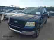 2005 Ford F-150 XLT z VIN 1FTPW12515FB74112, wystawiony jako IAAI lot #43513413 z przebiegiem 289 888 mil mil oraz . Historia ofert i sprzedaży dostępna na DreamBid. Obrazek 6.