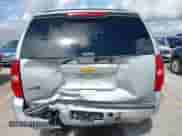2013 Chevrolet Tahoe LT с VIN 1GNSCBE06DR145525, выставлен на аукционе IAAI как лот 42583898 с пробегом 173 736 миль миль и . История ставок и продаж доступна на DreamBid. Изображение 16.
