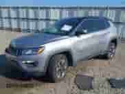 2018 Jeep Compass Trailhawk z VIN 3C4NJDDB9JT169184, wystawiony jako IAAI lot #42989268 z przebiegiem 97 221 mil mil oraz . Historia ofert i sprzedaży dostępna na DreamBid. Obrazek 17.