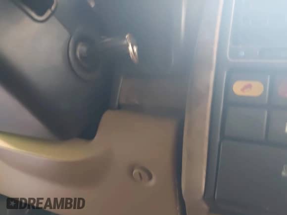 2000 Land Rover Discovery Cloth с VIN SALTY1246YA266116, выставлен на аукционе IAAI как лот 42646287 с пробегом 126 801 миль миль и . История ставок и продаж доступна на DreamBid. Изображение 11.