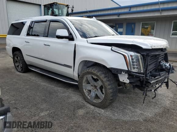 2020 Cadillac Escalade ESV Premium Luxury с VIN 1GYS4JKJ9LR207084, выставлен на аукционе Copart как лот 87768315 с пробегом 82 349 миль миль и Списание • Salvage title. История ставок и продаж доступна на DreamBid. Изображение 4.