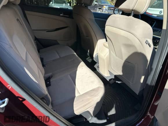 2016 Hyundai Tucson Limited with VIN KM8J3CA23GU090255, listed as a Copart auction lot 85589105 with 116,400 mi miles and Clean title. Bid and sale history available at DreamBid. Image 6.