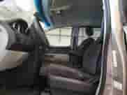 2009 Dodge Grand Caravan SE с VIN 2D8HN44EX9R619968, выставлен на аукционе Copart как лот 81348435 с пробегом 212 981 миль миль и Чистый • Clean title. История ставок и продаж доступна на DreamBid. Изображение 7.