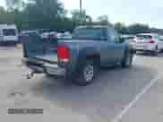 2007 GMC Sierra 1500 Work Truck z VIN 1GTEK14X07Z624531, wystawiony jako IAAI lot #42739758 z przebiegiem 207 360 mil mil oraz . Historia ofert i sprzedaży dostępna na DreamBid. Obrazek 4.