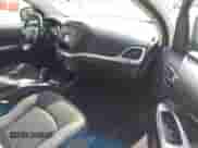 2015 Dodge Journey American Value z VIN 3C4PDCAB8FT605870, wystawiony jako IAAI lot #41930474 z przebiegiem 205 741 mil mil oraz . Historia ofert i sprzedaży dostępna na DreamBid. Obrazek 5.