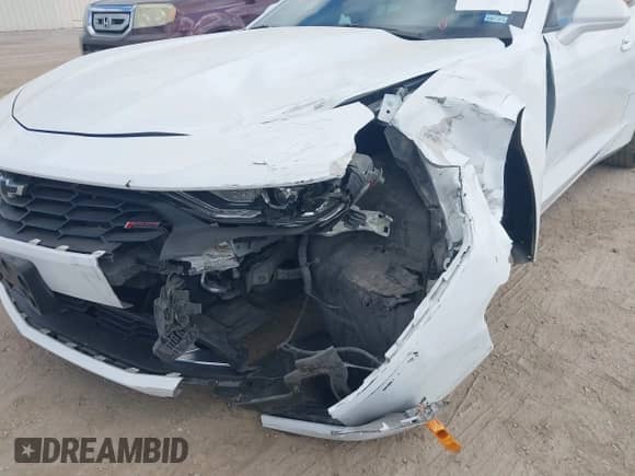 2019 Chevrolet Camaro 2LT z VIN 1G1FC3DS3K0154535, wystawiony jako IAAI lot #43271774 z przebiegiem 54 666 mil mil oraz . Historia ofert i sprzedaży dostępna na DreamBid. Obrazek 6.