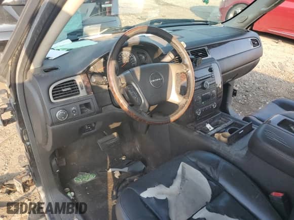 2012 GMC Sierra 1500 Denali with VIN 3GTP2XE26CG310553, listed as a Copart auction lot 68776505 with Not provided miles and Clean title. Bid and sale history available at DreamBid. Image 8.