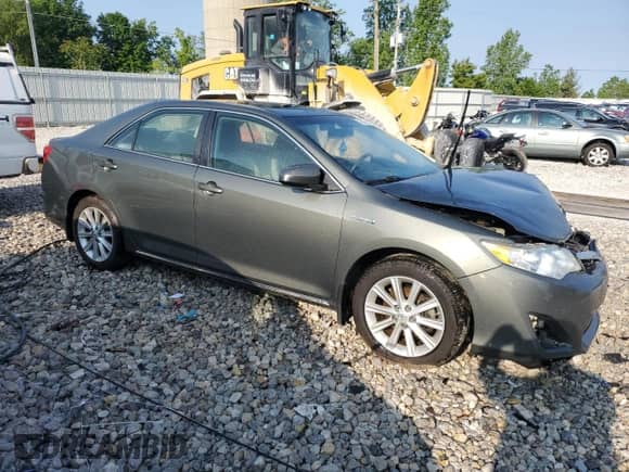 2013 Toyota Camry XLE with VIN 4T1BD1FK9DU075026, listed as a Copart auction lot 57574935 with 216,440 mi miles and Clean title. Bid and sale history available at DreamBid. Image 4.