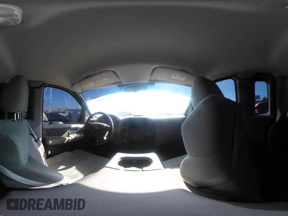 2007 Ford F-150 XL с VIN 1FTRF12227NA69022, выставлен на аукционе IAAI как лот 43305843 с пробегом 132 170 миль миль и . История ставок и продаж доступна на DreamBid. Изображение 18.