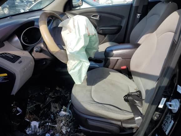 2013 Hyundai Tucson GL с VIN KM8JT3AB3DU655342, выставлен на аукционе Copart как лот 44532885 с пробегом Не указан миль и Списание • Salvage title. История ставок и продаж доступна на DreamBid. Изображение 7.