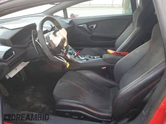 2015 Lamborghini Huracan с VIN ZHWUC1ZFXFLA00871, выставлен на аукционе Copart как лот 86063244 с пробегом 6 755 миль миль и Списание • Salvage title. История ставок и продаж доступна на DreamBid. Изображение 7.