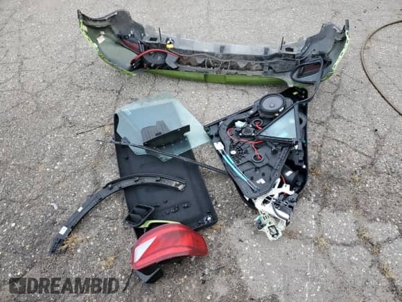 2021 Hyundai Venue SE с VIN KMHRB8A34MU095763, выставлен на аукционе Copart как лот 75228134 с пробегом 100 308 миль миль и Чистый • Clean title. История ставок и продаж доступна на DreamBid. Изображение 13.