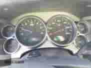 2007 GMC Sierra 1500 SLE2 z VIN 2GTEC13J171582910, wystawiony jako IAAI lot #43389506 z przebiegiem 176 962 mil mil oraz . Historia ofert i sprzedaży dostępna na DreamBid. Obrazek 7.