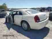 2006 Chrysler 300 with VIN 2C3KA43R96H471564, listed as a Copart auction lot 70431955 with Not provided miles and Salvage title. Bid and sale history available at DreamBid. Image 2.