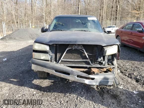 2005 Chevrolet Silverado 1500 z VIN 1GCEC14X05Z224219, wystawiony jako Copart lot #49984315 z przebiegiem Nie podano mil oraz Szkoda całkowita • Salvage title. Historia ofert i sprzedaży dostępna na DreamBid. Obrazek 5.