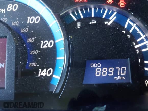 2013 Toyota Camry LE z VIN 4T1BD1FK8DU086213, wystawiony jako IAAI lot #43007894 z przebiegiem 88 970 mil mil oraz . Historia ofert i sprzedaży dostępna na DreamBid. Obrazek 16.